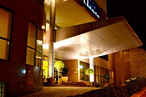Front of property – evening/night