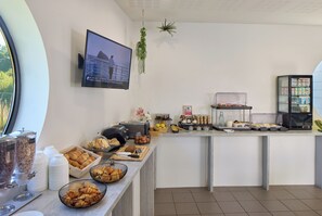 朝食ビュッフェ