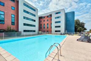 Utomhuspool