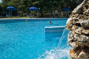 Utomhuspool