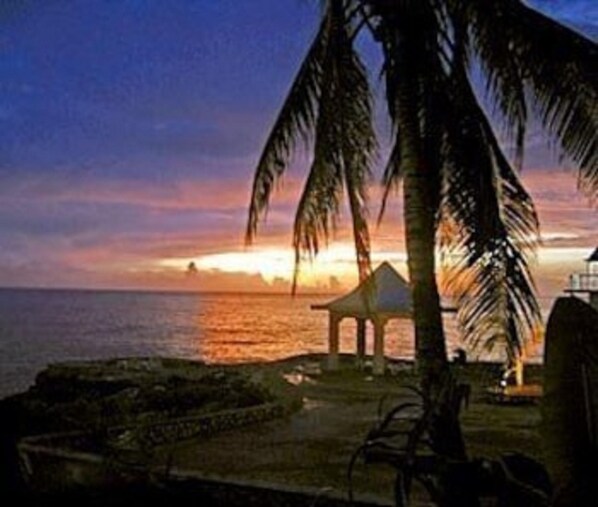 Beach/ocean view