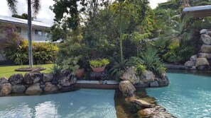 Utomhuspool
