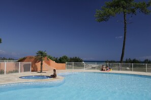 Piscina externa