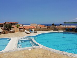 Utomhuspool
