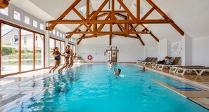 Indendørs pool