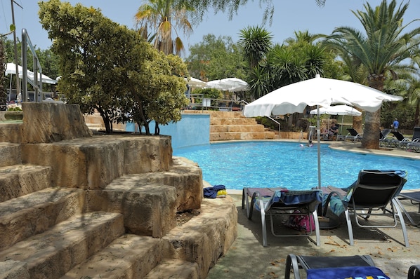 Utomhuspool