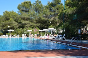Utomhuspool
