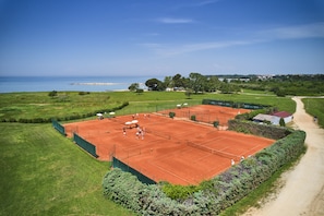 Tennis court