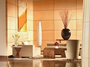 Sala de estar en el lobby