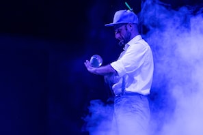 Teaterföreställning