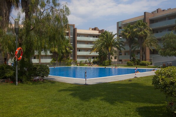 Utomhuspool