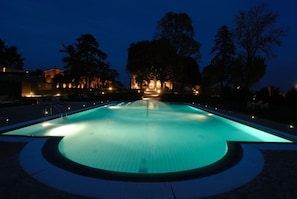 Utomhuspool