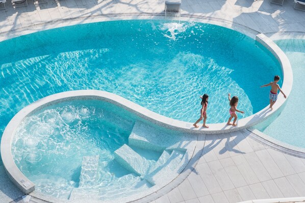 Piscina all'aperto