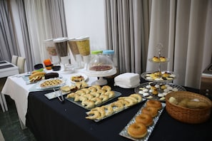 FrukostomrÄde
