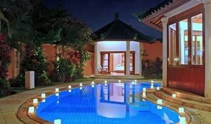 Piscina exterior