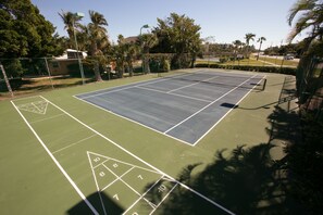 Tennis court