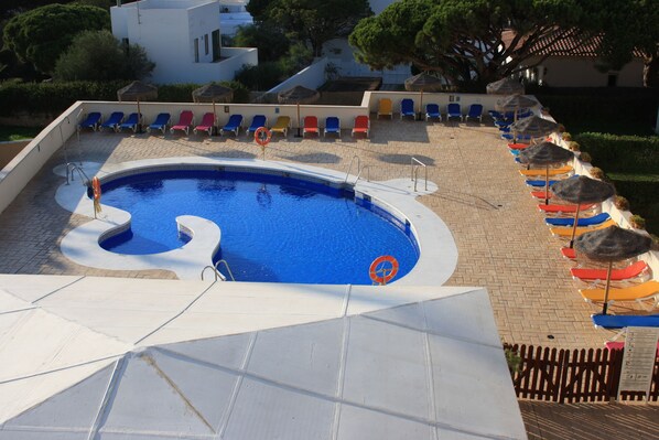 Utomhuspool