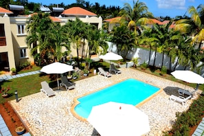 Utomhuspool