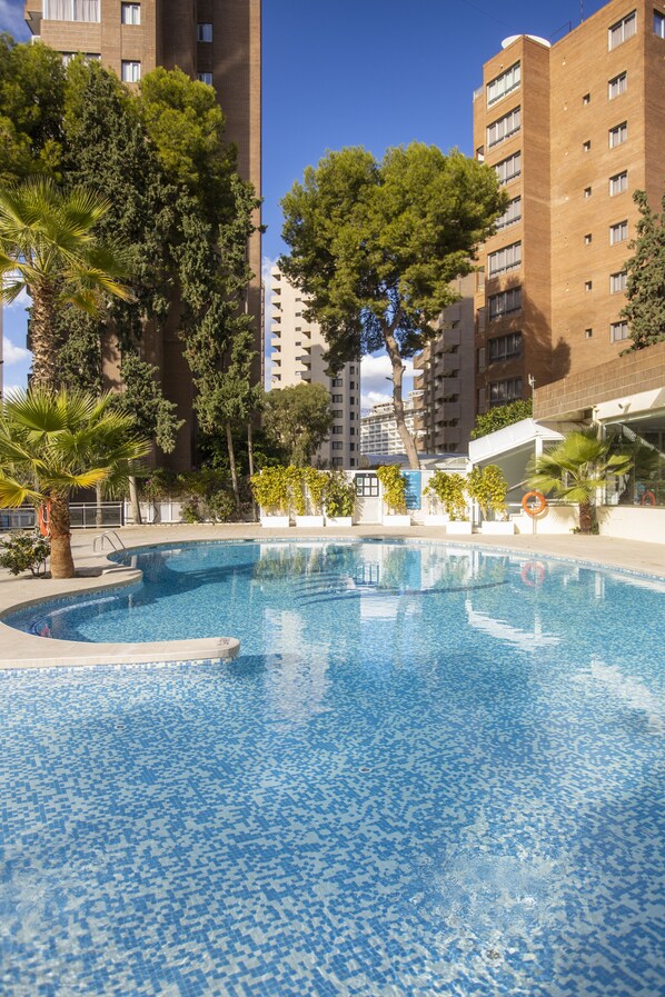 Utomhuspool