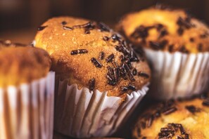 Alimentos y bebidas