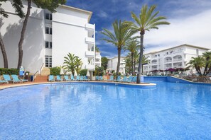 Utomhuspool