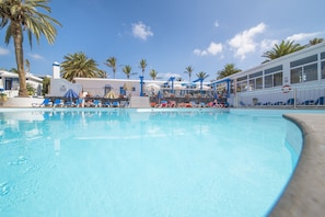 Udendørs pool