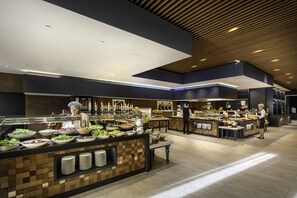 朝食ビュッフェ