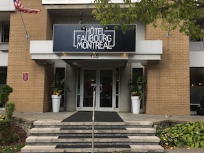 Entrada de la propiedad
