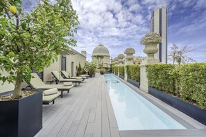 Rooftop pool