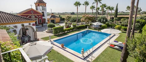 VISTA GENERAL PISCINA-JARDIN