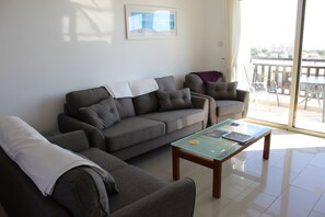 Lounge sofas seating 6