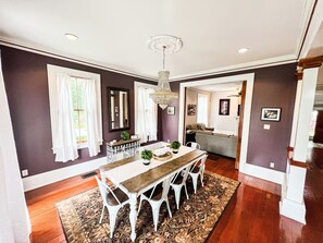 Dining room open to living room - seats 8