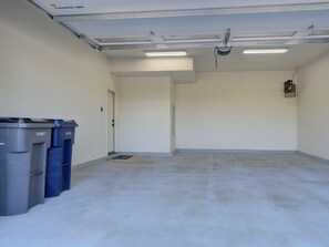Townhome 508 - Garage