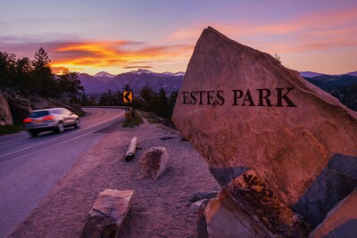 Downtown Luxury Loft- Discover the Winter Wonderland of Downtown Estes 