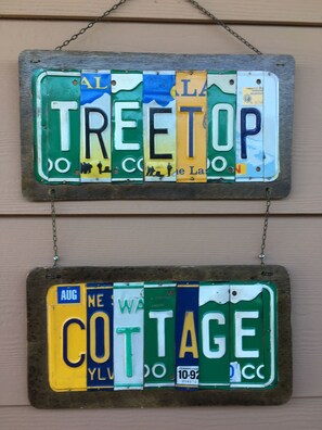 Welocme to the Treetop Cottage!