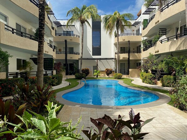 Pool
