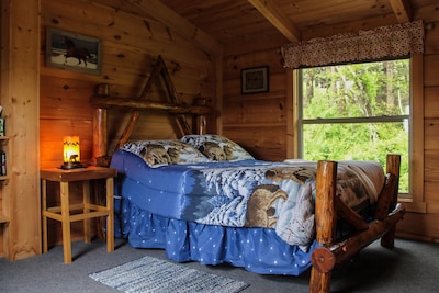 'It's Five O' Clock Here,' HOT TUB, waterfront, facing the Blue Ridge Parkway