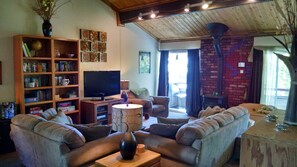Living Room different Angle