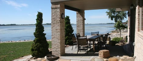 Private backyard, overlooking Sandusky Bay. Deck/Dock, Fishing area, Fire pit!