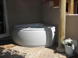 屋外スパ浴槽