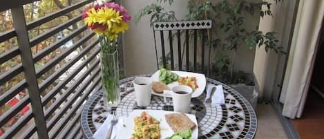 Breakfast on the balcony!