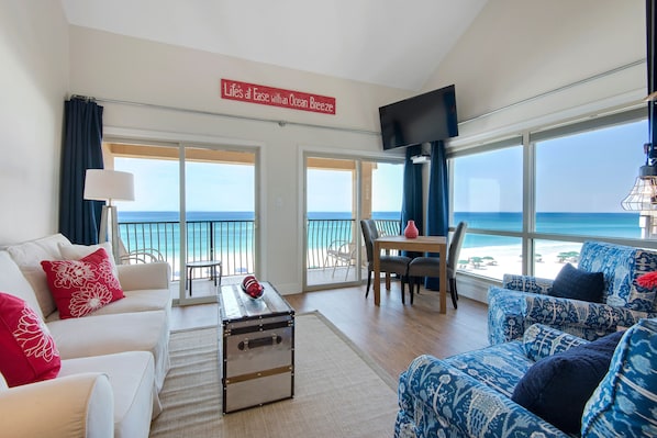 Beautiful corner unit with floor to ceiling view of the beach