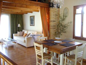 Upper living area