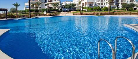 The resort has 22 communal pools, the nearest of which is 8 minutes' walk away.