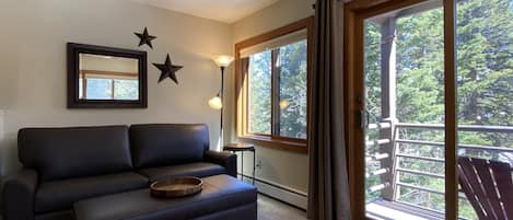 Relax On The Leather Sofa, Take In The Trees, Beauty Of Peak 10 & The Ski Slope