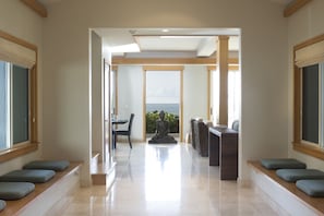 Entry leading to breathtaking views of the ocean