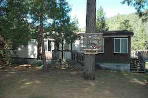 BMH Lodge on the Middle Fork of the Smith River.