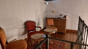 Small loft for tea time - Casa Sinibaldi historical apartment XV century