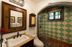 Casita Andalucia bathroom with shower.