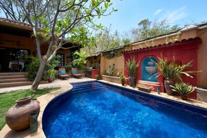 Our refreshing pool after a day at the beach or after an adventure.